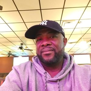 Meet your Posher, Ernest